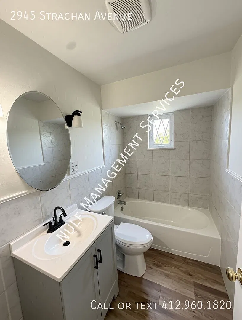 3 bed 1.5 bath home fully loaded!! In Dormont — Photo 2