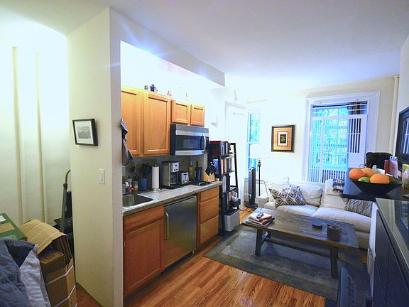 2nd image of 7 1/2 Jane St APT 4F