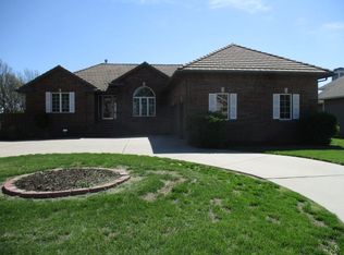 8426 E Oxford Cir, Wichita, KS 67226