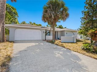 6951 Bottlebrush Dr, Port Richey, FL 34668