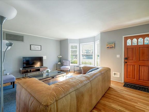 4th image of 11263 Peach Grove St