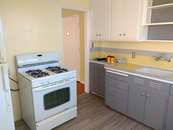 5th image of 1594 43rd Ave #3