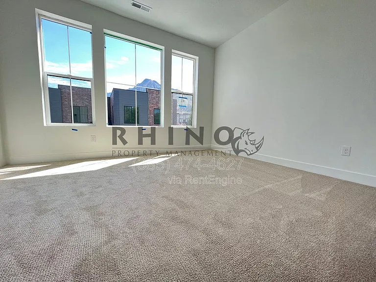4634 S Locust Hills Ct — Photo 22