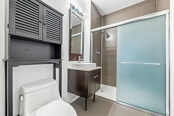 Rented by CCM Property Management LLC | media 31