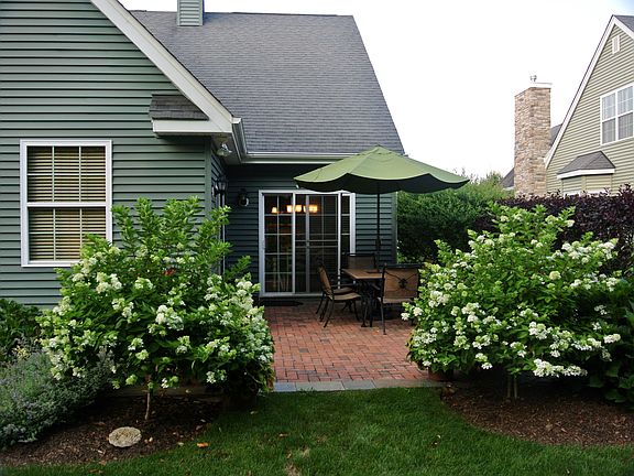 PRIVATE PATIO