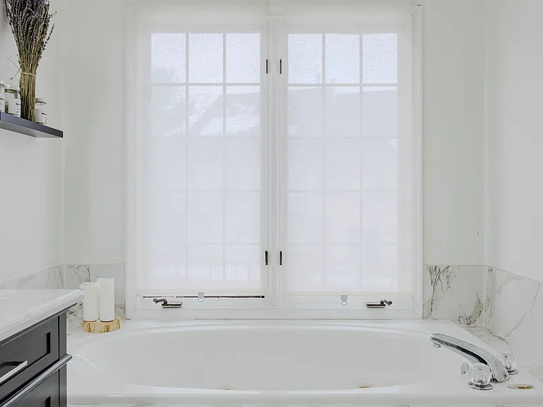 8608 Lark Pl — Photo 3