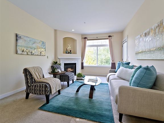 4th image of 3500 E Lake Sammamish Pkwy SE Unit 1-203