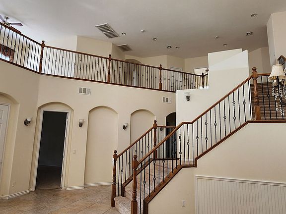 5th image of 9464 Ojibwa Ave