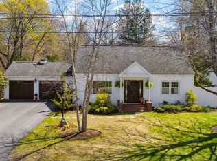 1 Appledore Ave, Exeter, NH 03833
