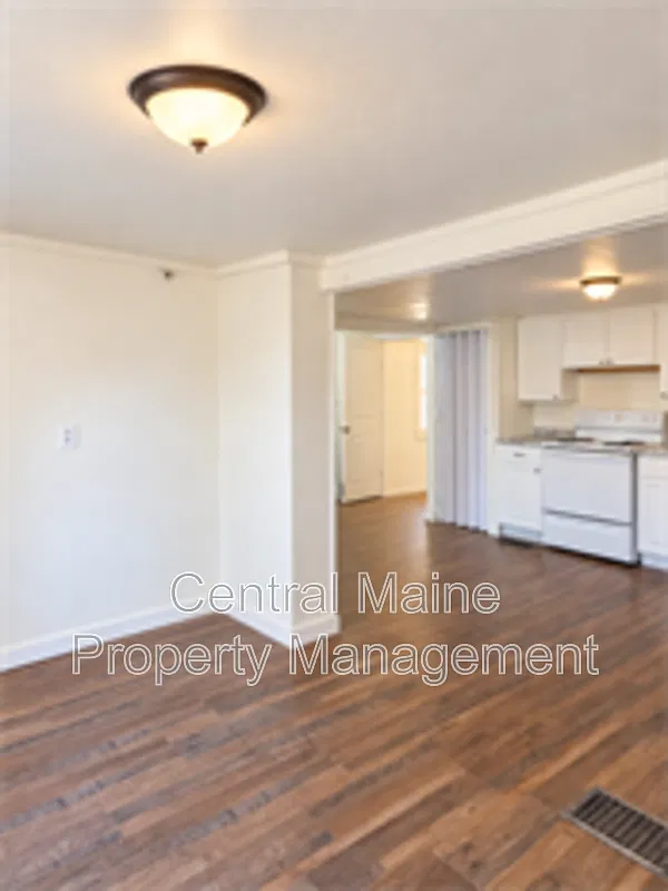 63 Patterson St — Photo 2