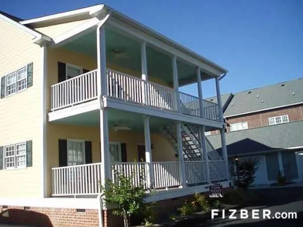 201 Side Aly, Greensboro, NC 27406