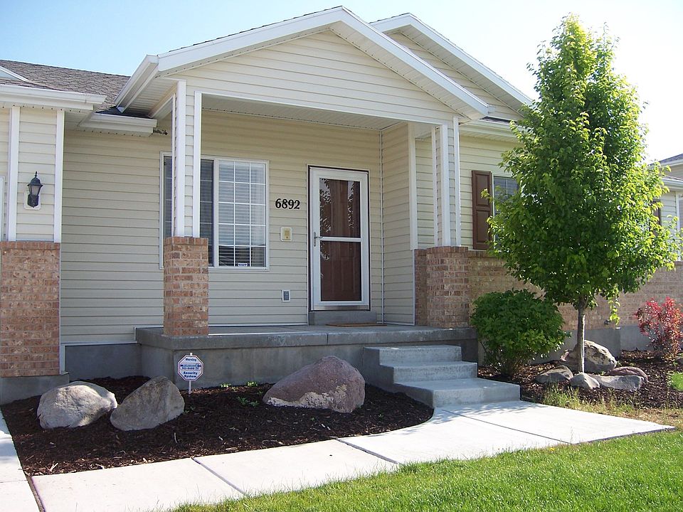 Fully Landscaped