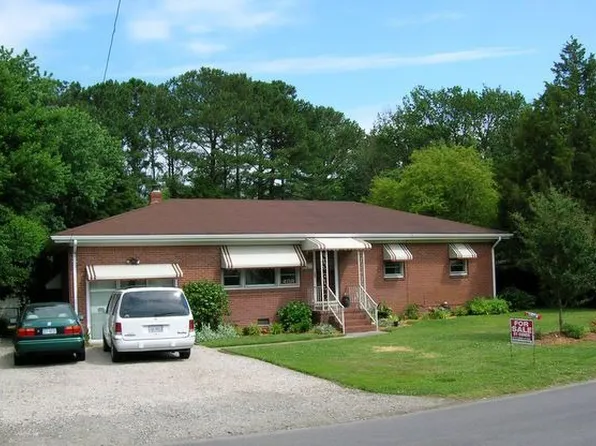 408 Ingram Rd, Virginia Beach, VA 23452