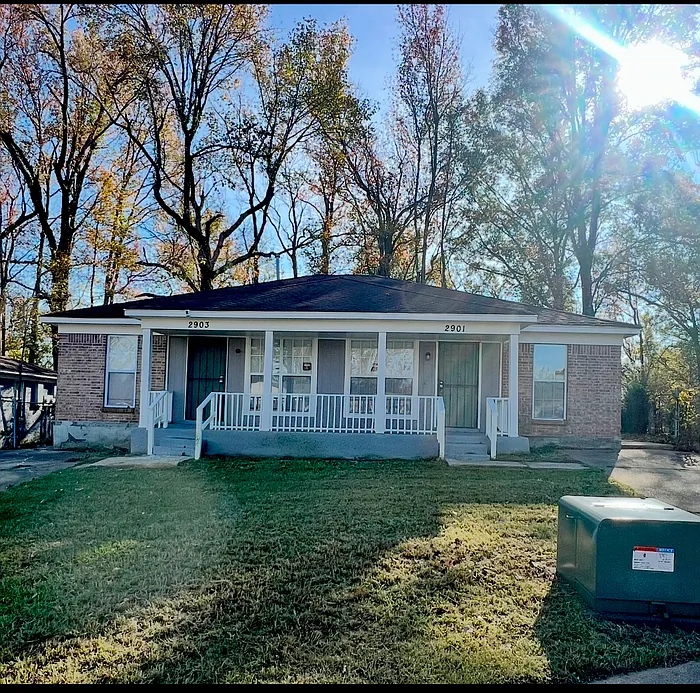 2901 Elbert Dr