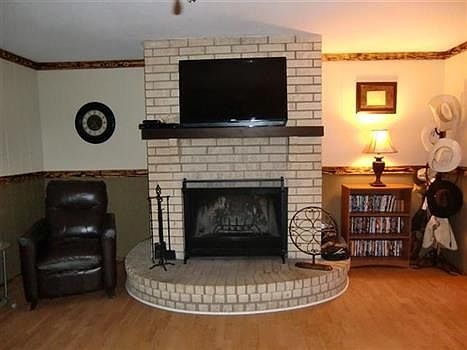 4th image of 7590 San Diego St