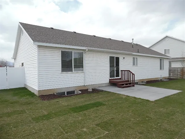 235 S 975th St W — Photo 17