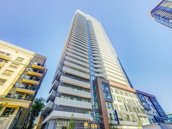 4065 Confederation Pkwy #1808, Mississauga, ON L5B 0L4