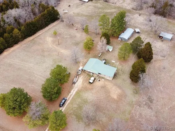 6918 E 135th Rd, Holdenville, OK 74848