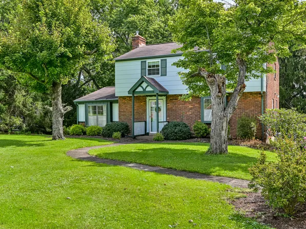 5404 Peach Dr, Gibsonia, PA 15044
