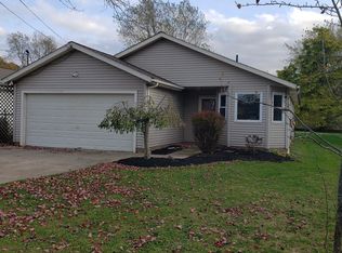921 Bryce Ave, Aurora, OH 44202