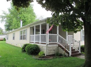 31 C St SW, Navarre, OH 44662