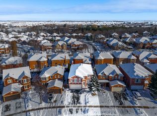 71 Hutton Cres, Caledon, ON L7C 1A7