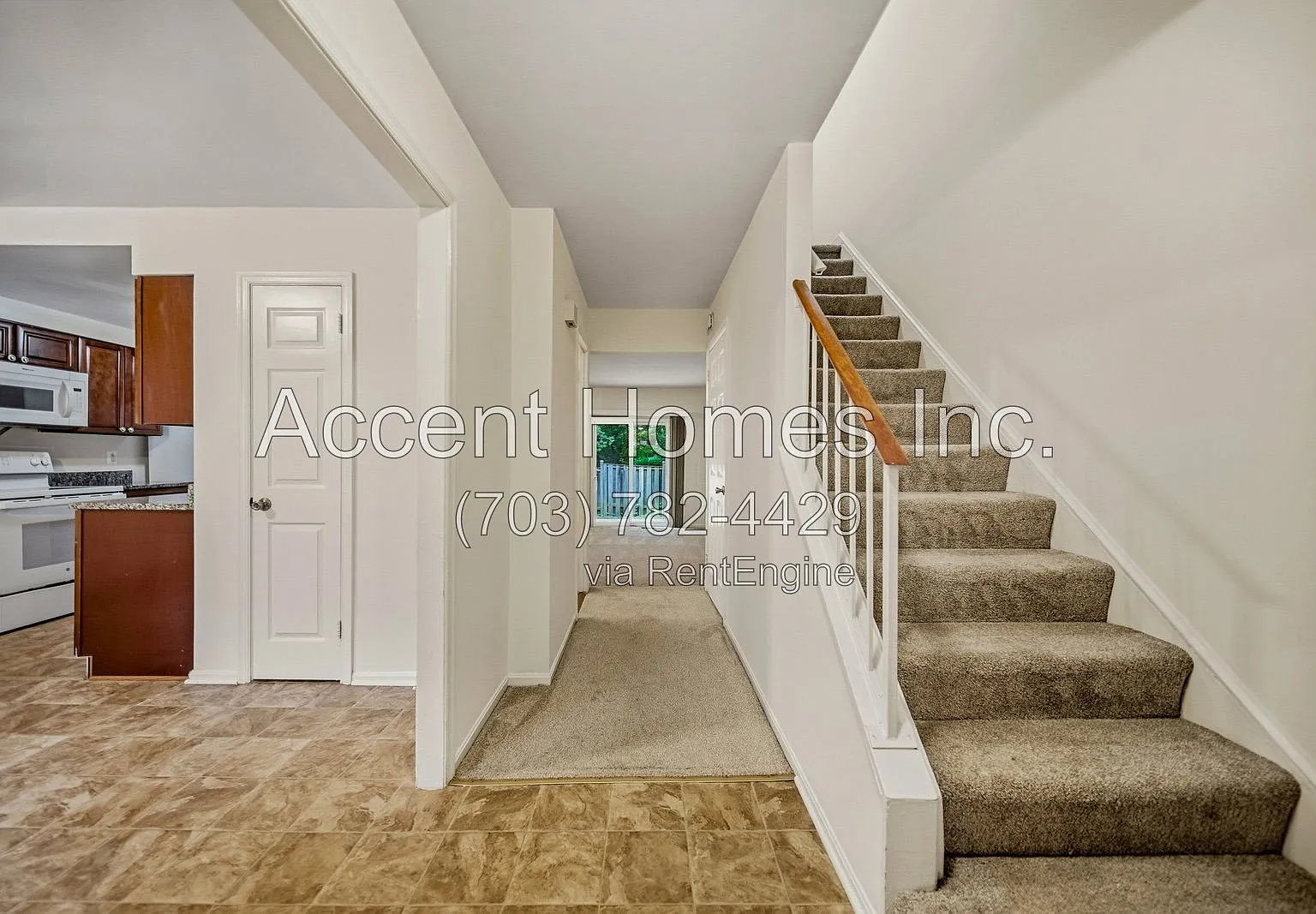 3 bed, 2.5 bath, 1408 sqft, $3,100 — Photo 2