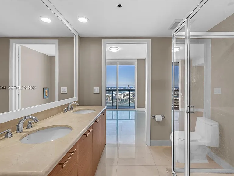 50 Biscayne Blvd #4002 — Photo 14