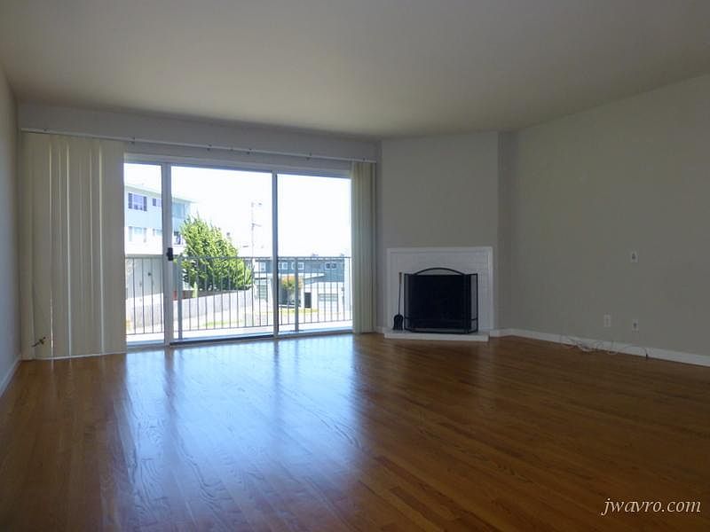 1st image of 755 Burnett Ave APT 12