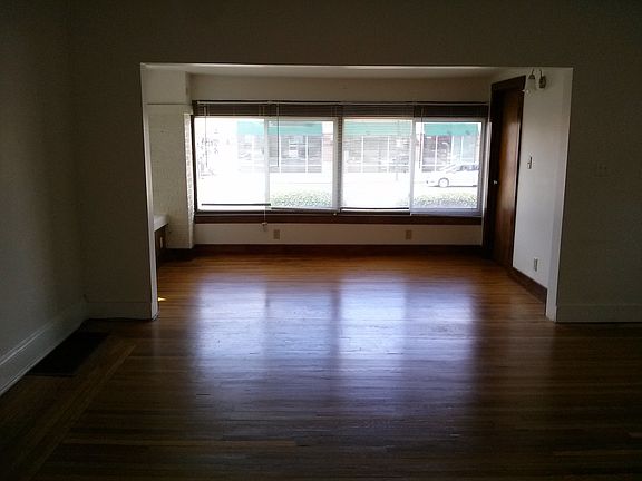 4th image of 2277 Delaware Ave #1