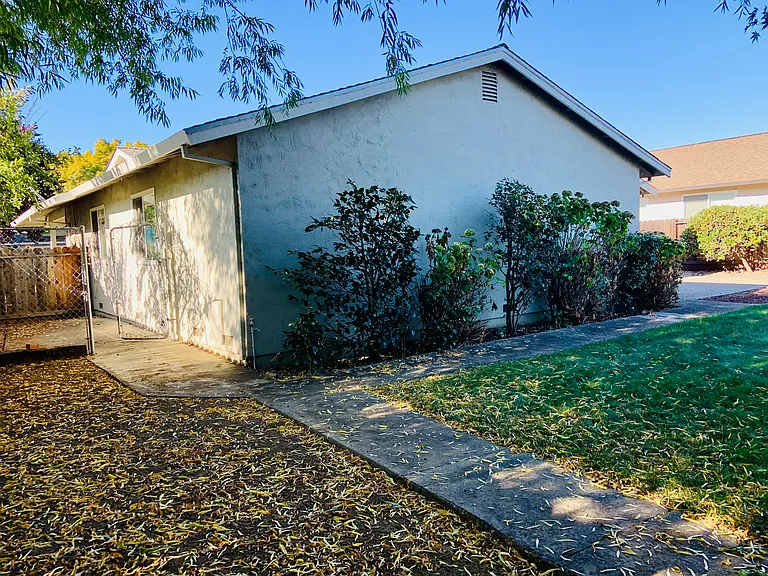 3374 Twin Oaks Dr — Photo 27
