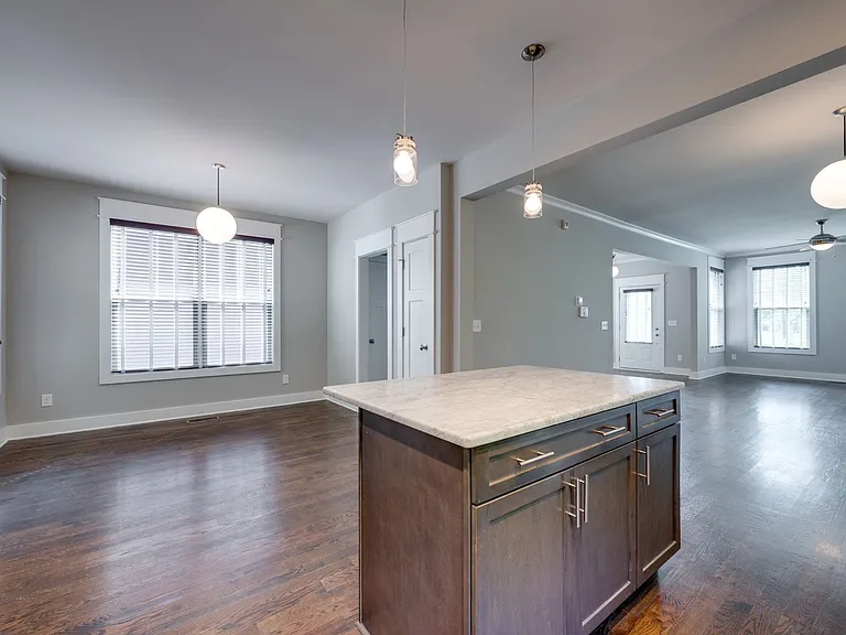 700A Eastland Ct — Photo 15