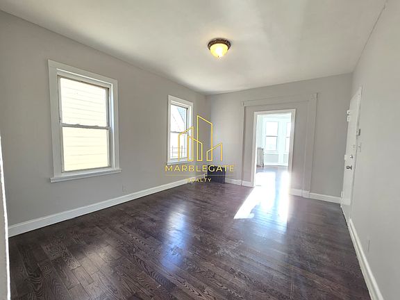 4th image of 194 Fairmount Ave #33