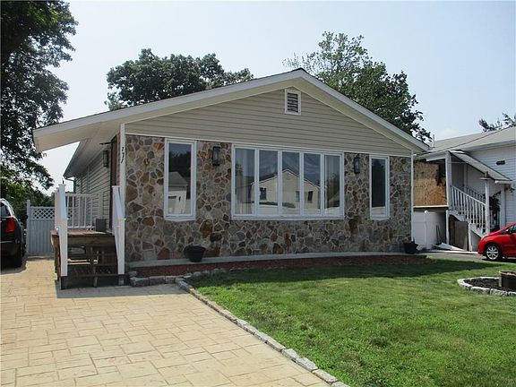 3rd image of 171 Friendship St