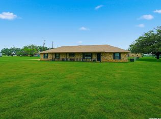 111 Mitch Thomas, Pleasanton, TX 78064