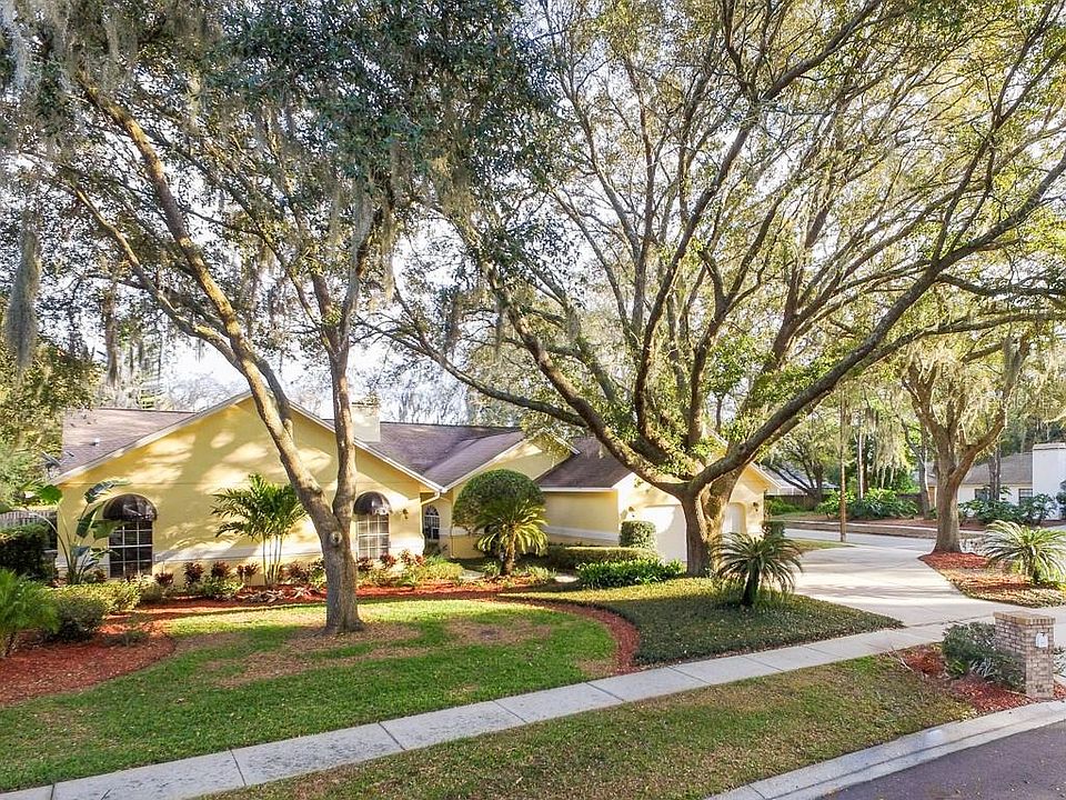 1st image of 18240 Clear Lake Dr
