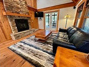 3rd image of 37620 Sophie Ln