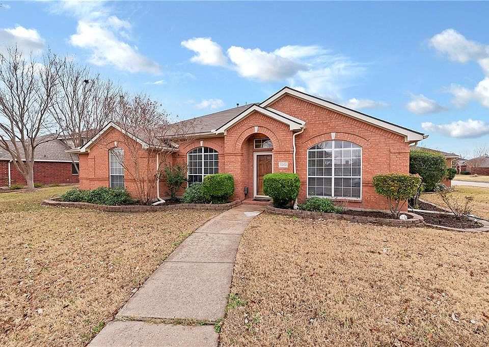 1st image of 3202 Lochwood Dr