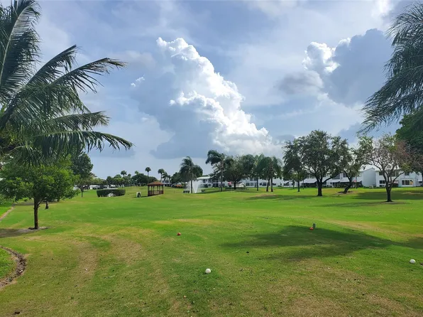 2750 W Golf Boulevard #141, Pompano Beach, FL 33064