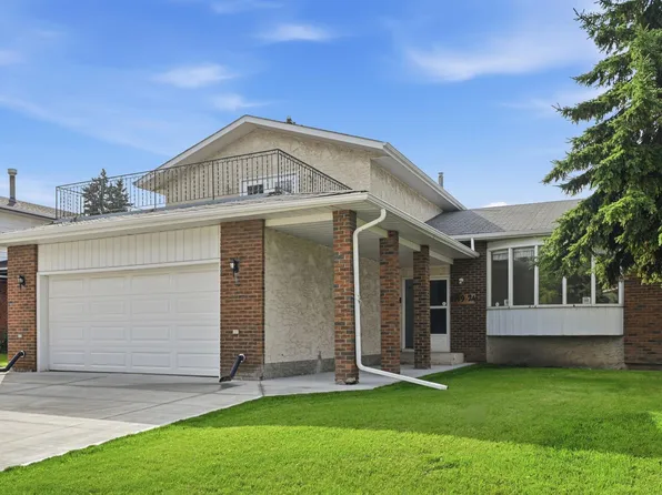 8119 24th Ave NW, Edmonton, AB T6K 2W2