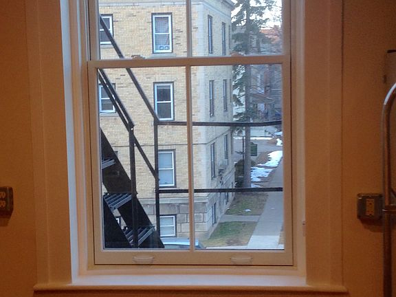 3rd image of 20 Saint Louis Pl APT 6