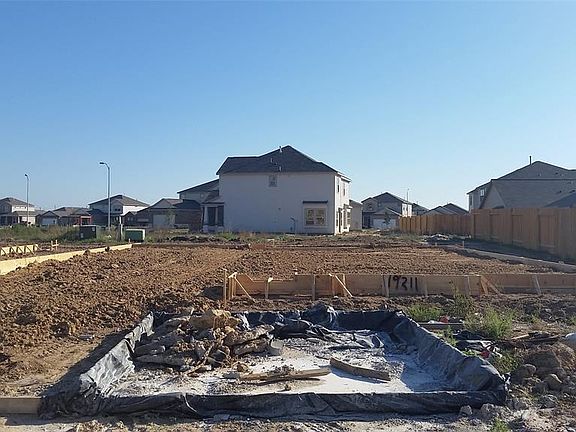 4th image of 19211 Macallan Ln