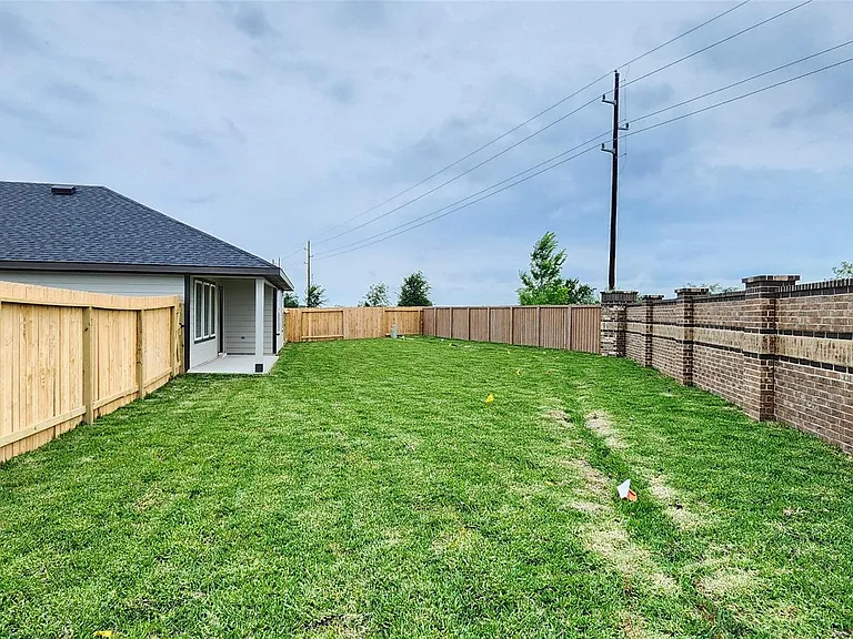 3610 Lanercost Ln — Photo 35