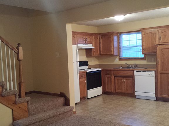 4th image of 1649 Highland Dr #15-C