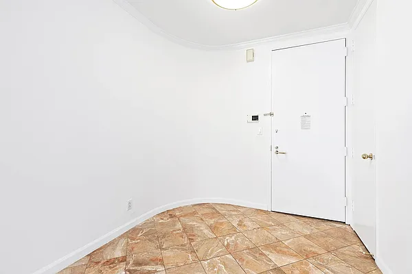 Rented by Corcoran | media 2