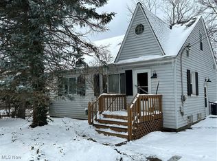 96 Lincoln Ave, Berea, OH 44017