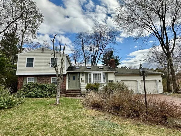 111 Paquette Avenue, Manchester, NH 03104