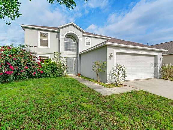 2nd image of 4755 Willamette Cir