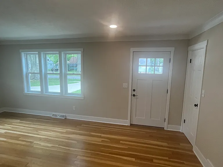 210 Berkshire Rd — Photo 13