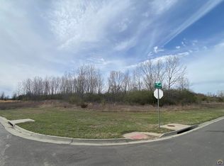 4621 SW Lincolnshire Rd, Topeka, KS 66610